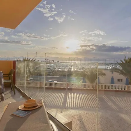 Апартаменти Miradores Del Puerto Casa Jael *