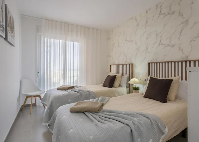 Miradores Del Puerto Casa Jael * لا مانغا ذيل مار مينور